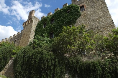 Castello di Cisterna 1
